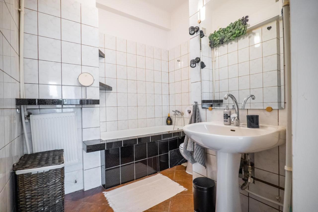 Bucharest Cozy Studio Eksteriør billede